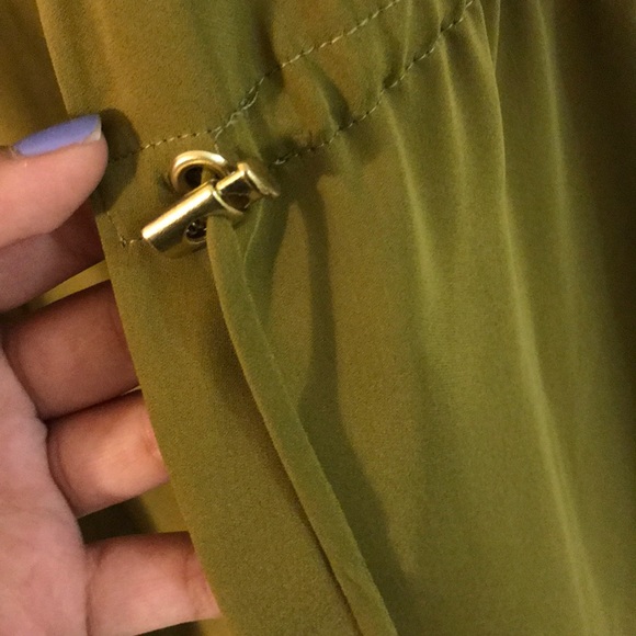 Drawstring sleeveless tunic - Picture 3 of 3